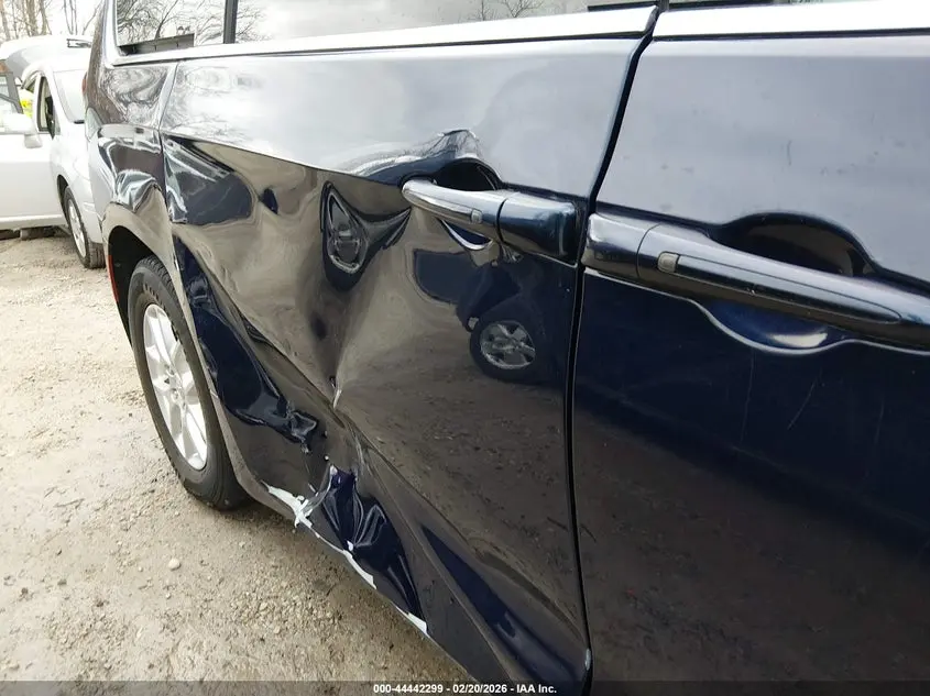 2020 CHRYSLER VOYAGER LXI