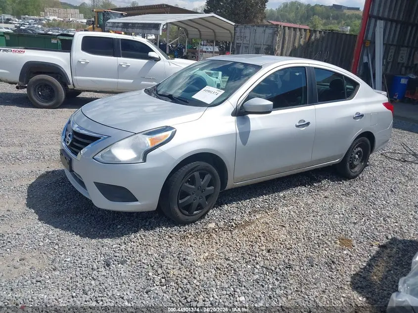 2016 NISSAN VERSA  