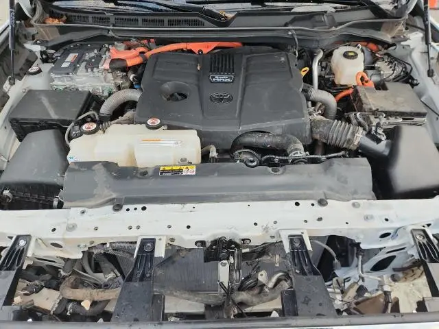 2024 TOYOTA TUNDRA CREWMAX PLATINUM  