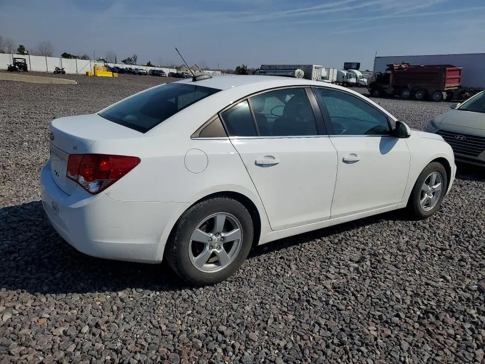 2015 CHEVROLET CRUZE LT  