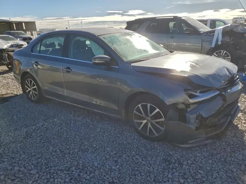 2017 VOLKSWAGEN JETTA SE  