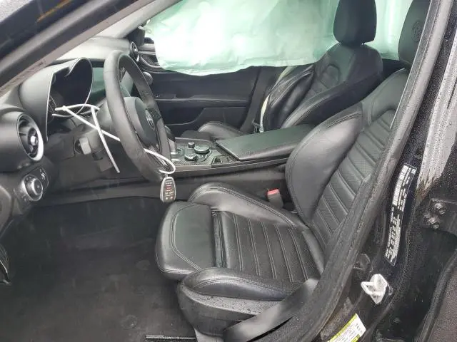 2018 ALFA ROMEO GIULIA TI Q4  