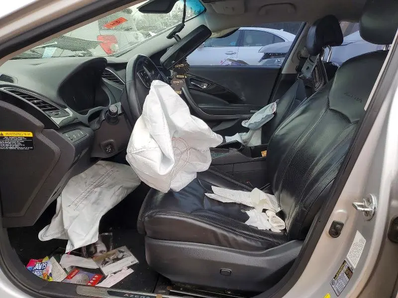 2017 HYUNDAI AZERA LIMITED  