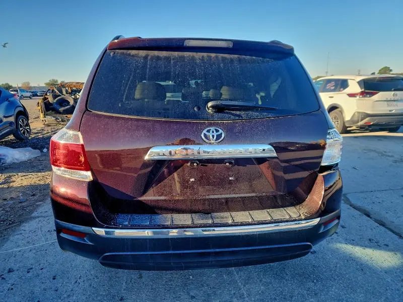 2013 TOYOTA HIGHLANDER LIMITED  