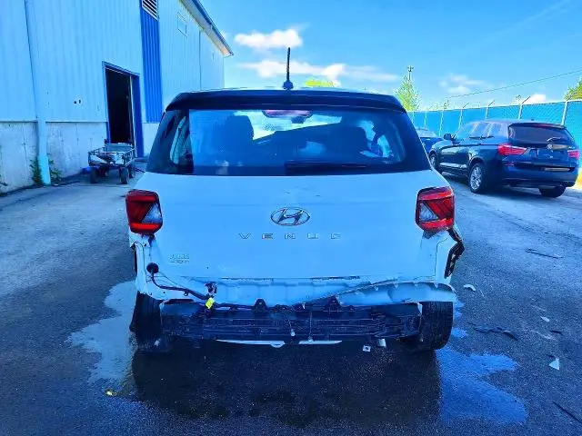 2023 HYUNDAI VENUE SE  