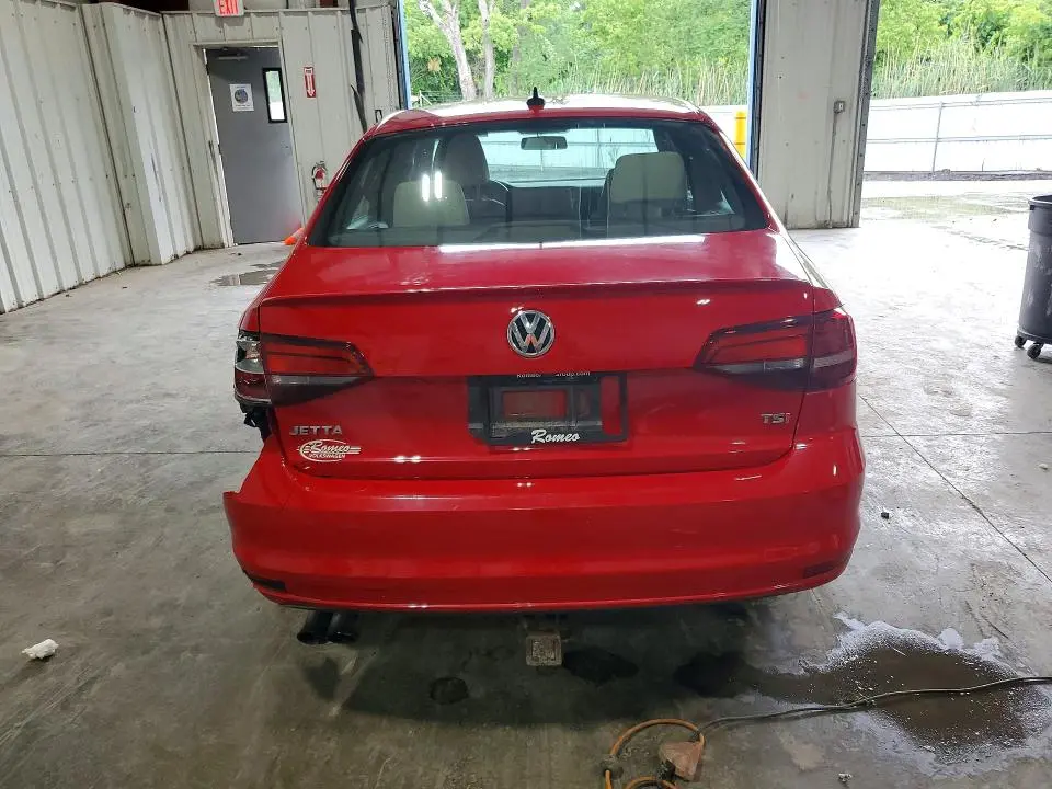 2016 VOLKSWAGEN JETTA SPORT  