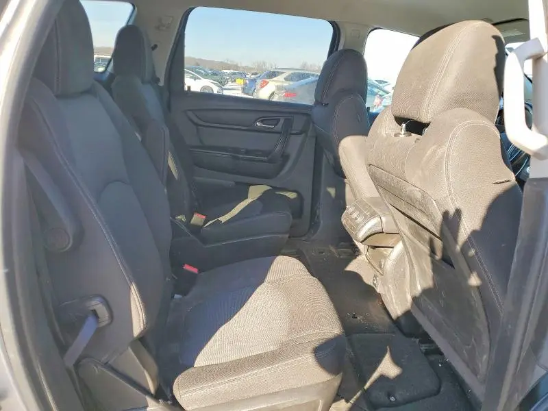 2017 CHEVROLET TRAVERSE LT  