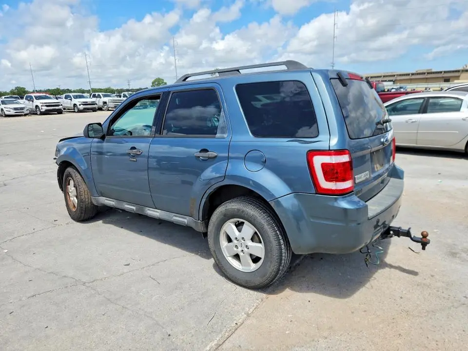 2011 FORD ESCAPE XLT  