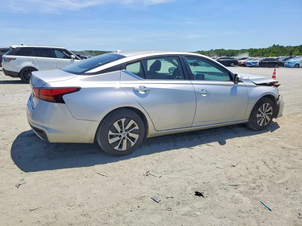 2019 NISSAN ALTIMA S  
