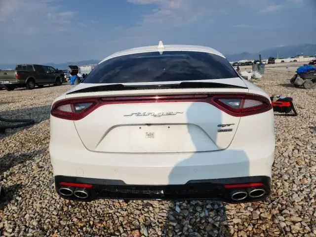 2021 KIA STINGER GT2  