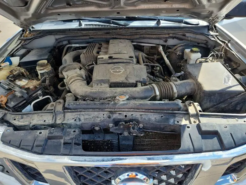 2012 NISSAN FRONTIER SV  