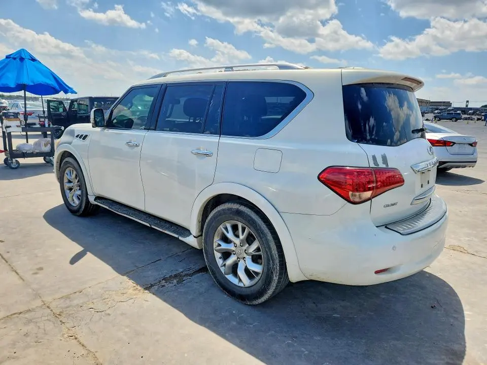 2011 INFINITI QX56 BASE  