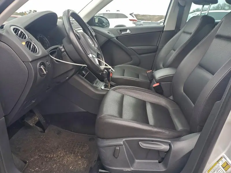 2014 VOLKSWAGEN TIGUAN S  