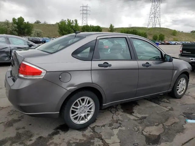 2011 FORD FOCUS SE  