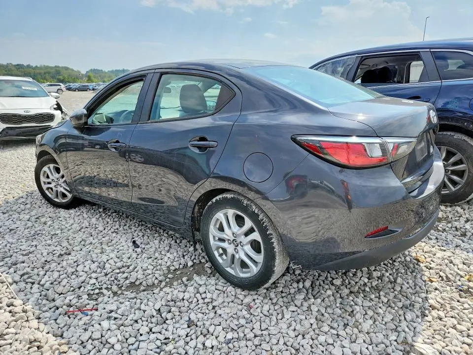 2017 TOYOTA YARIS IA BASE  