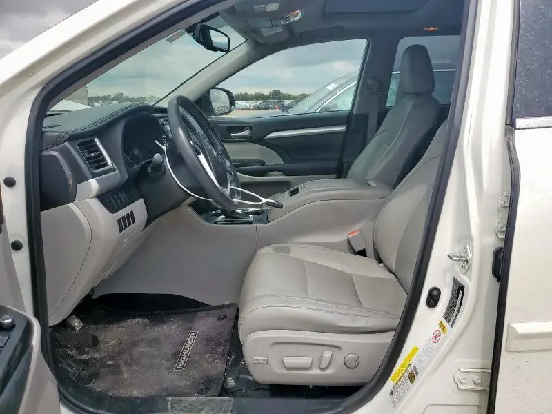 2014 TOYOTA HIGHLANDER XLE  