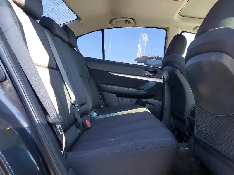 2010 SUBARU LEGACY 2.5I PREMIUM  