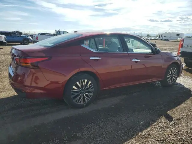 2024 NISSAN ALTIMA SV  