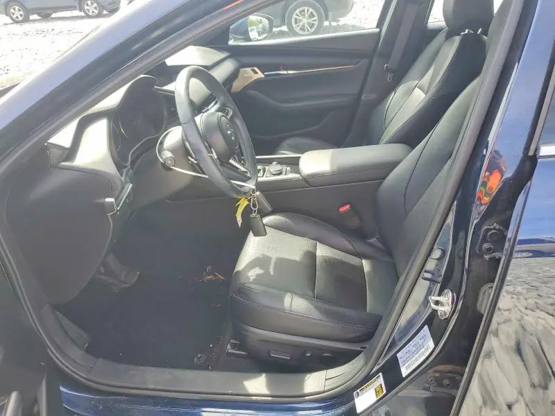 2019 MAZDA 3 PREMIUM  