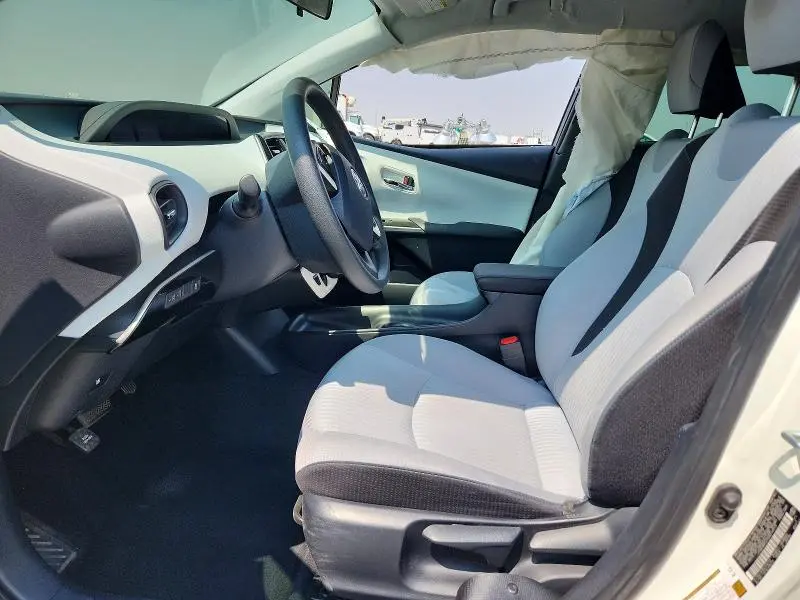 2016 TOYOTA PRIUS TWO ECO  