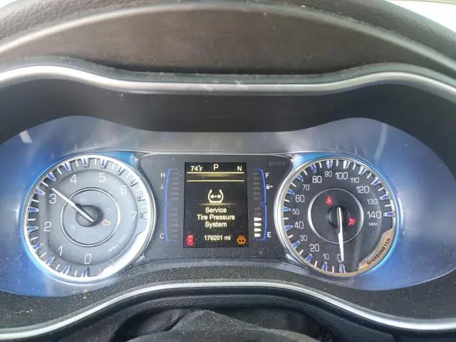 2016 CHRYSLER 200 LX  