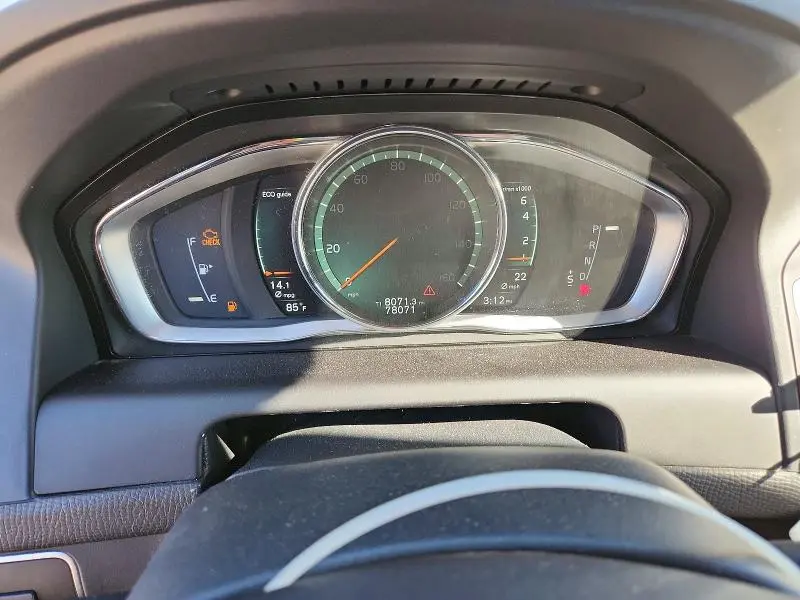 2017 VOLVO XC60 T5 INSCRIPTION  