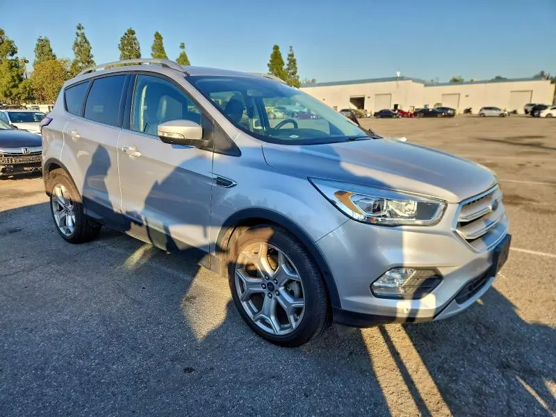 2018 FORD ESCAPE TITANIUM  
