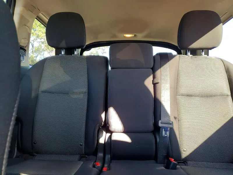 2020 NISSAN PATHFINDER S  