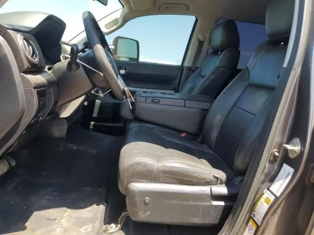 2018 TOYOTA TUNDRA CREWMAX SR5  