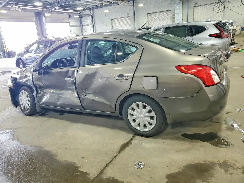 2012 NISSAN VERSA 1.6 S  