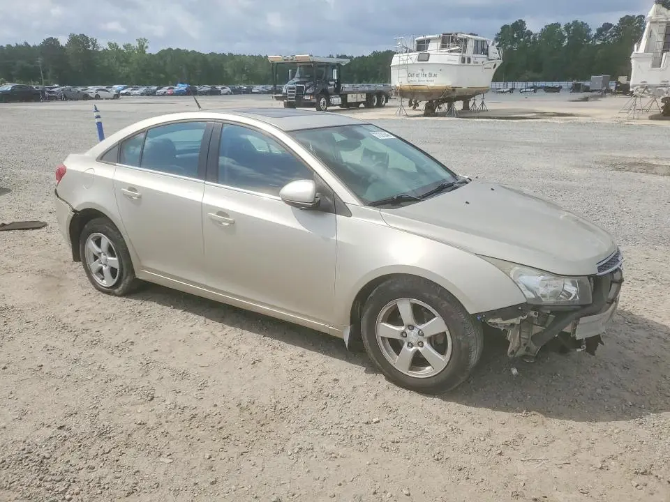 2014 CHEVROLET CRUZE LT  