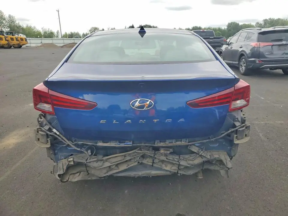 2020 HYUNDAI ELANTRA SEL  