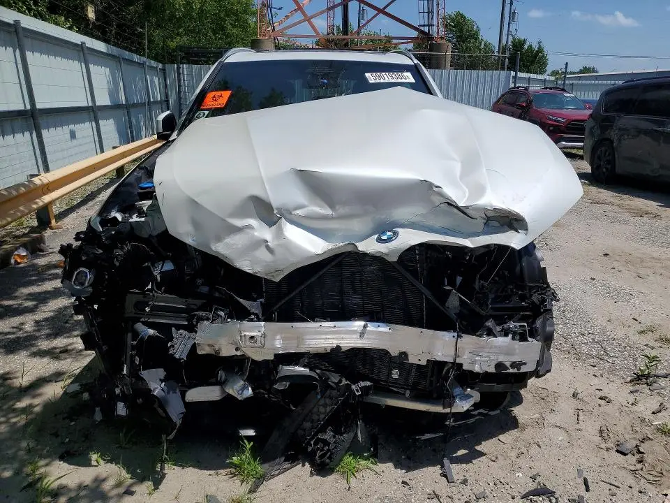 2025 BMW X5 XDRIVE50E  