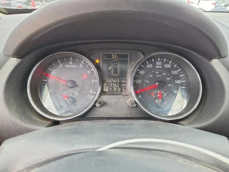 2011 NISSAN ROGUE S  