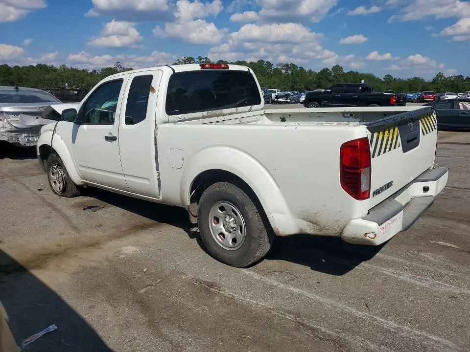 2017 NISSAN FRONTIER S  