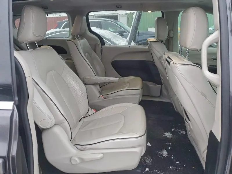 2017 CHRYSLER PACIFICA EHYBRID PLATINUM  