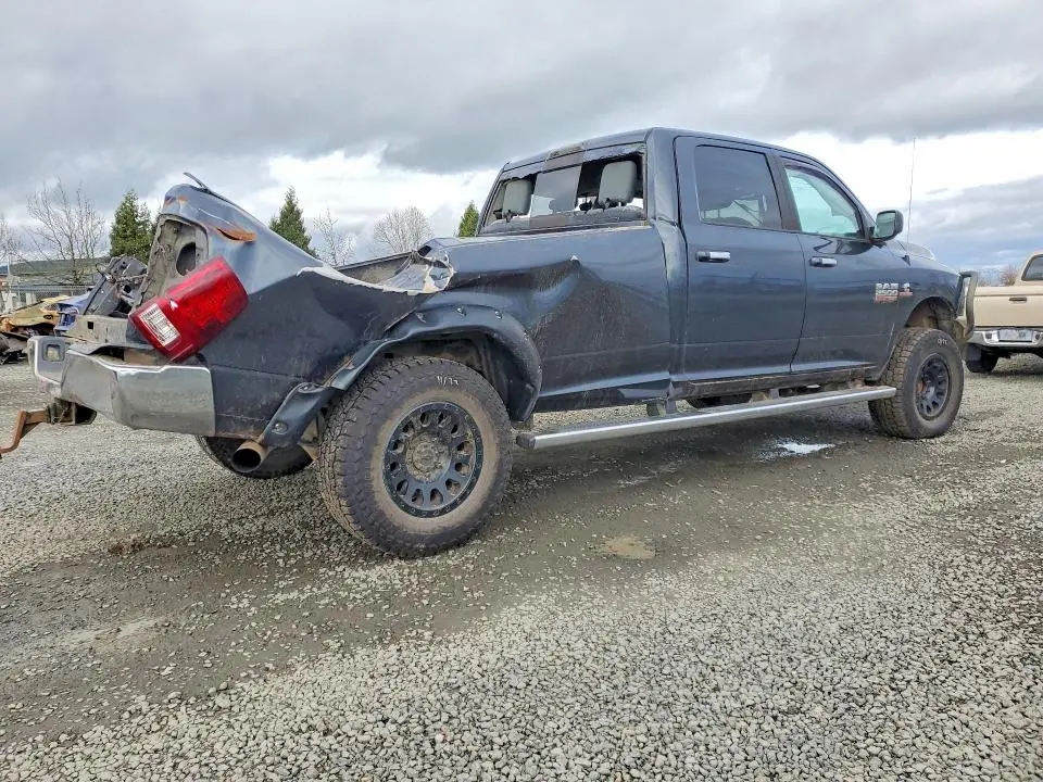 2015 RAM 2500 SLT  