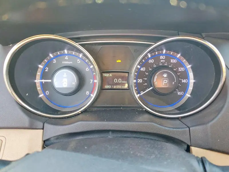 2011 HYUNDAI SONATA GLS  