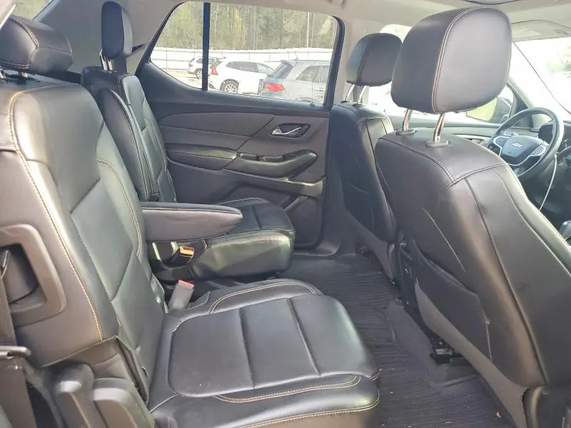 2018 CHEVROLET TRAVERSE LT  