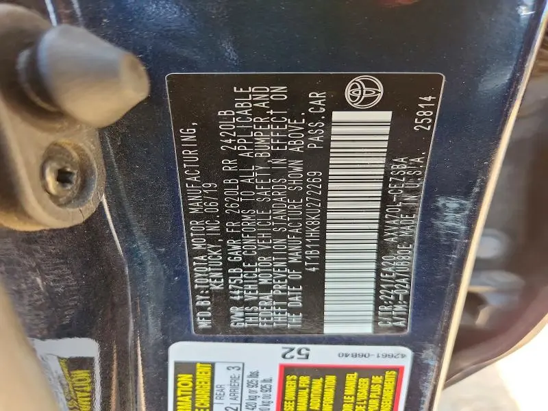 2019 TOYOTA CAMRY SE  