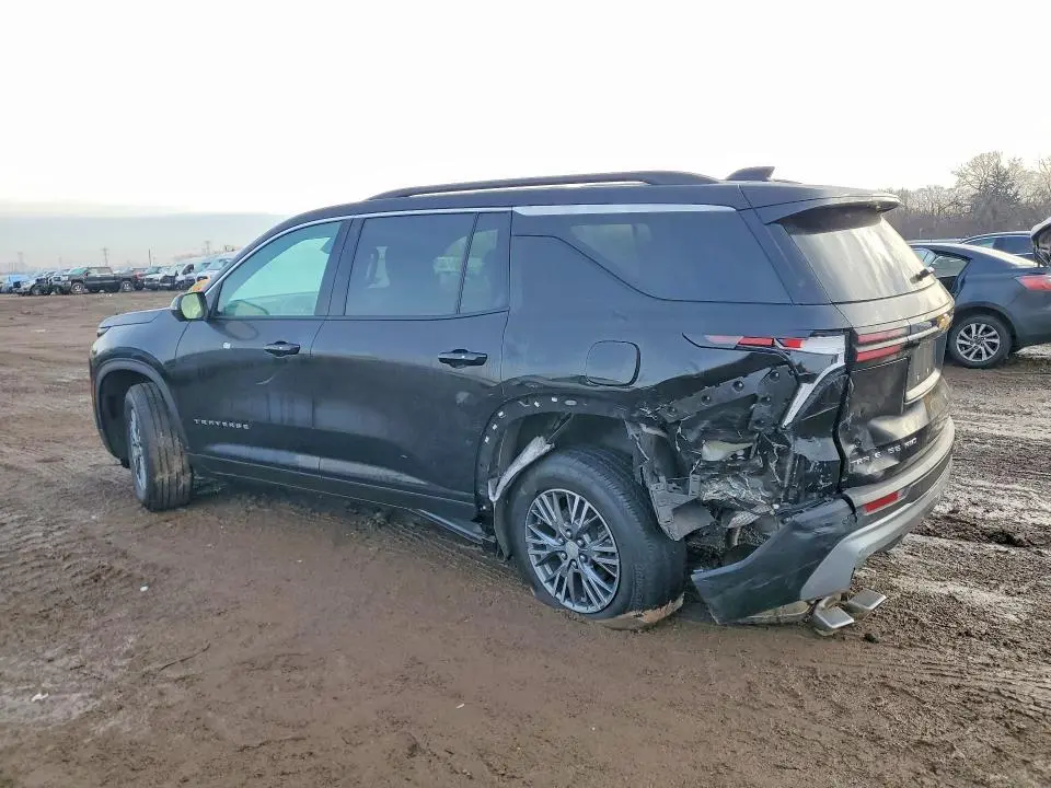 2024 CHEVROLET TRAVERSE LT  