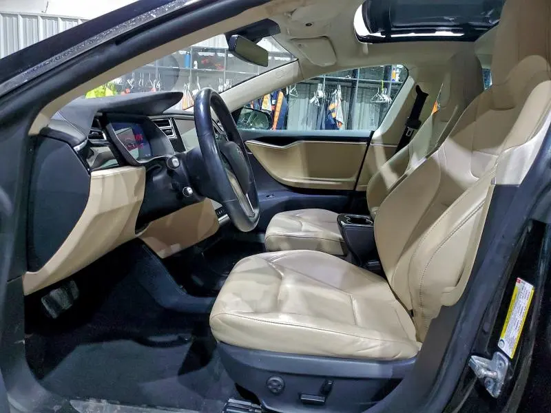 2015 TESLA MODEL S 85D  