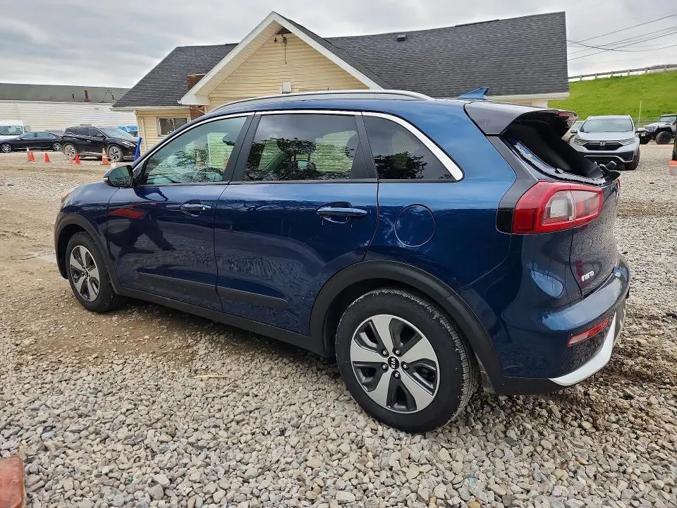 2017 KIA NIRO EX  