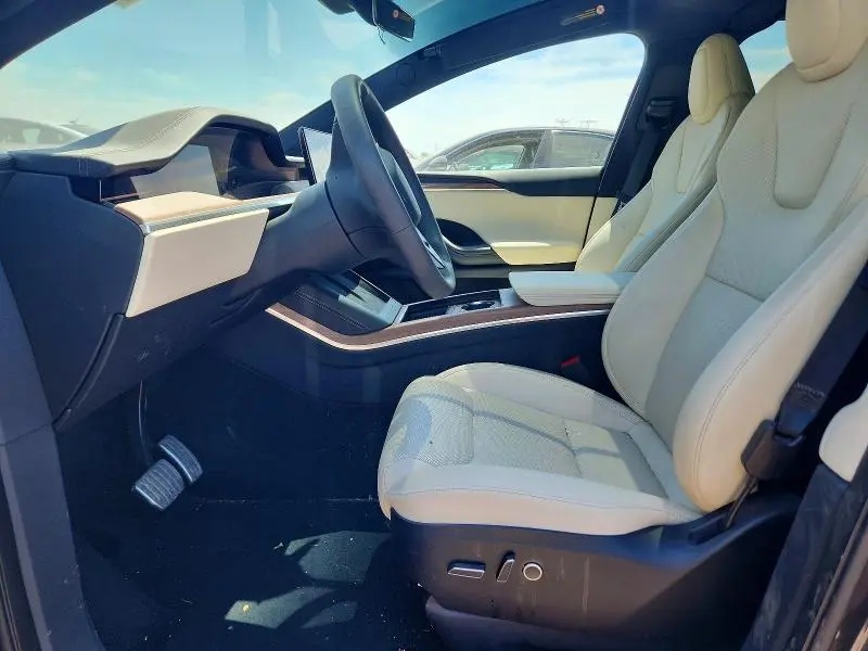 2025 TESLA MODEL X   