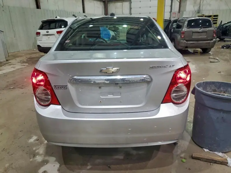 2015 CHEVROLET SONIC LT  