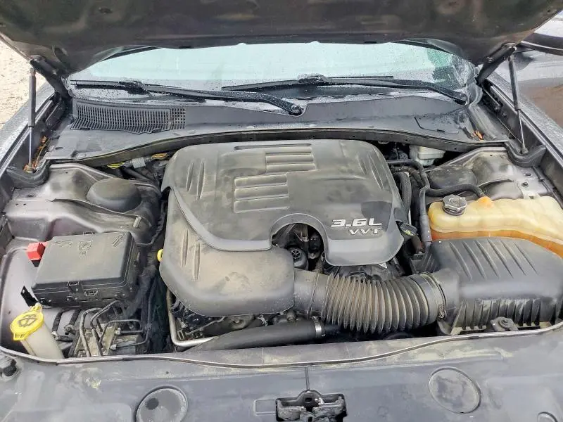 2014 DODGE CHARGER SE  