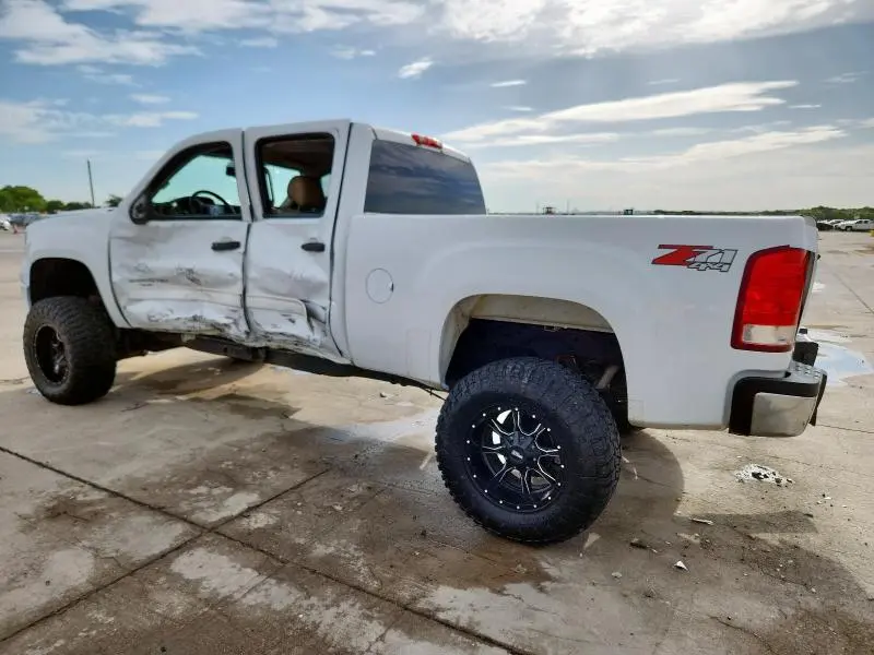 2014 GMC SIERRA K2500 SLE  