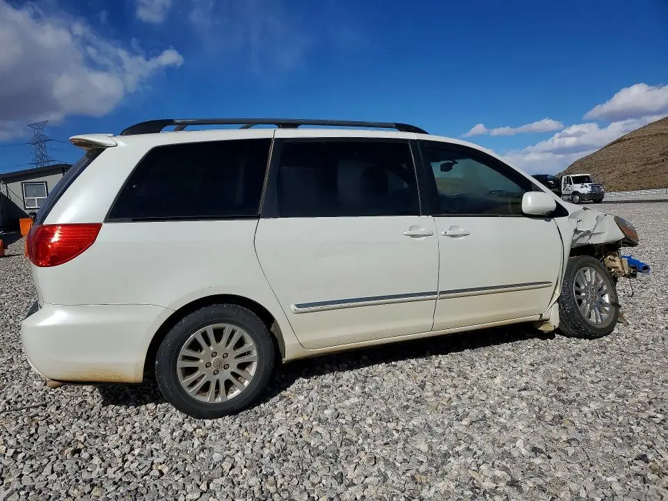 2010 TOYOTA SIENNA XLE LIMITED  