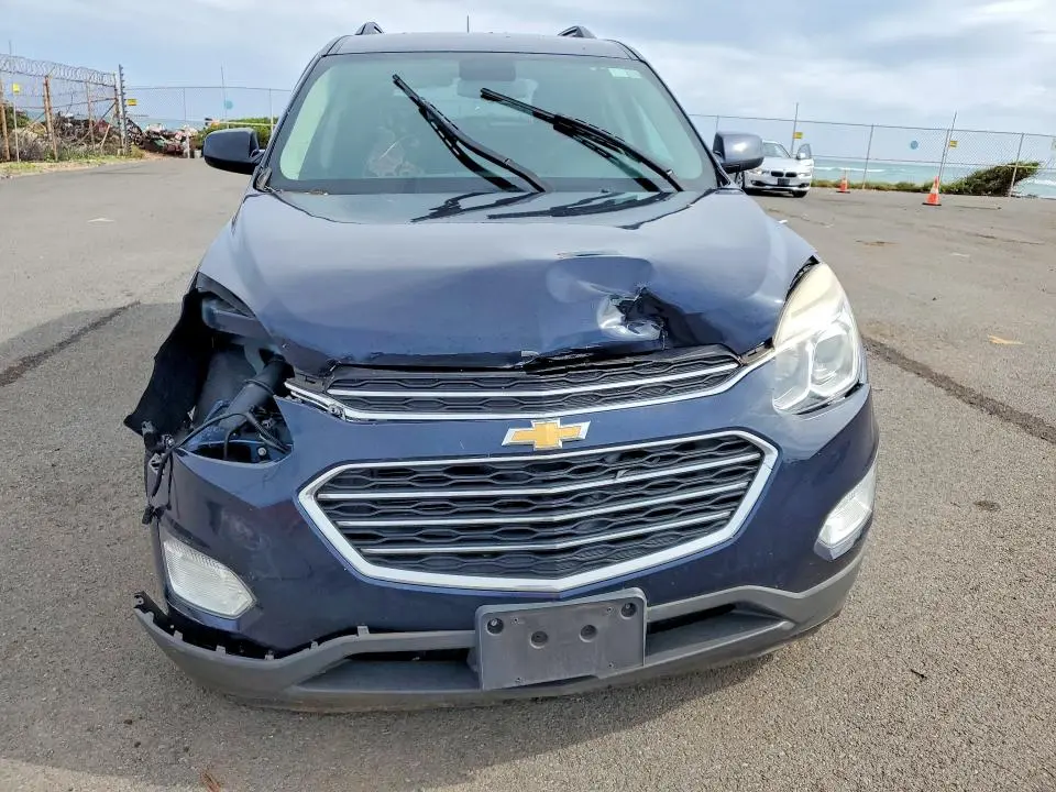 2017 CHEVROLET EQUINOX LT  