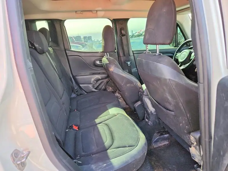 2017 JEEP RENEGADE LATITUDE  